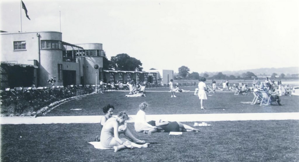 Ruislip Lido Pavillion And Sunbathing In The 1960'S