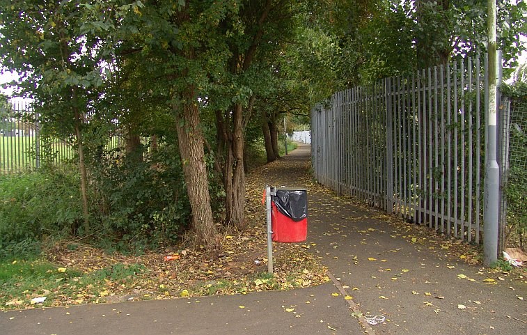 Ruislip Lido Canal Feeder Near to Ladygate Lane