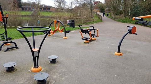 Ruislip Lido Outdoor Gym 5